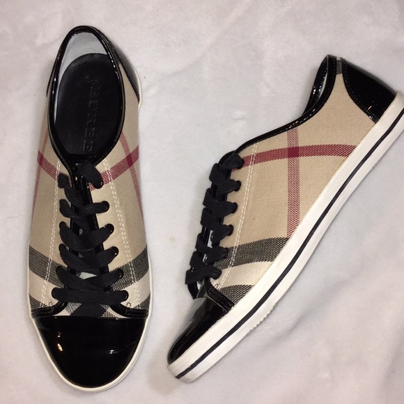 Burberry Shoes - Burberry tennis shoes VGUC sz 38 nova check black